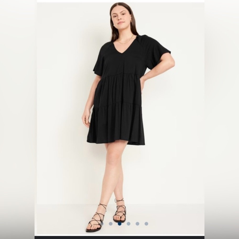 Old Navy Black V-Neck Mini Swing Dress Size Medium